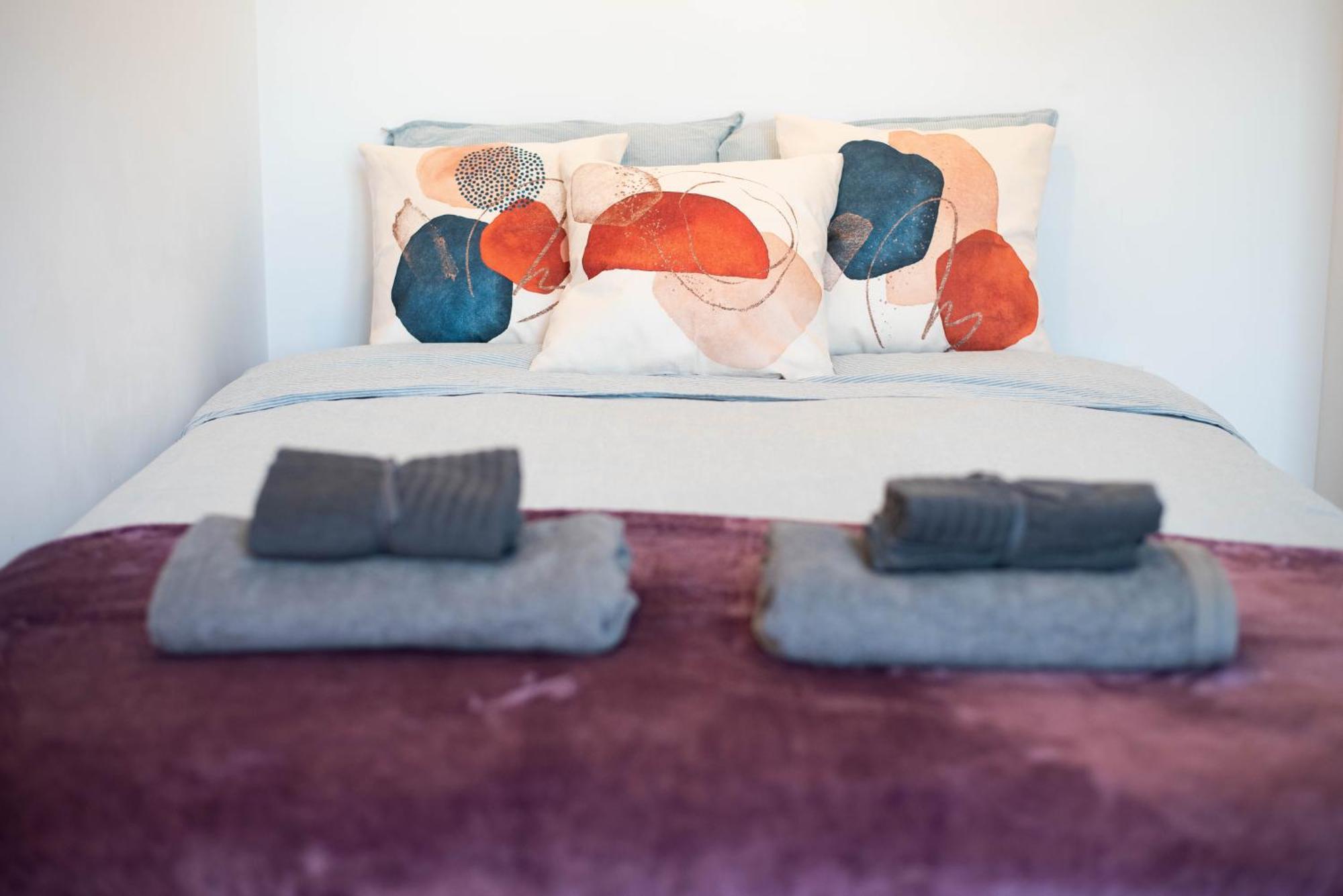 Sagrada Familia Private Rooms Барселона Экстерьер фото